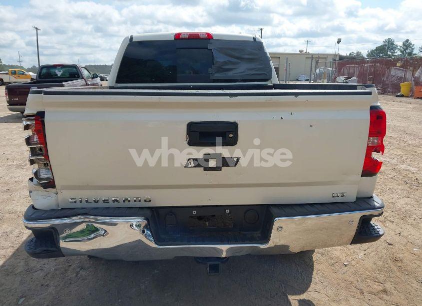 Photo 17 of 2015 Chevrolet Silverado 1500 1LZ (VIN 3GCPCSECXFG305644)