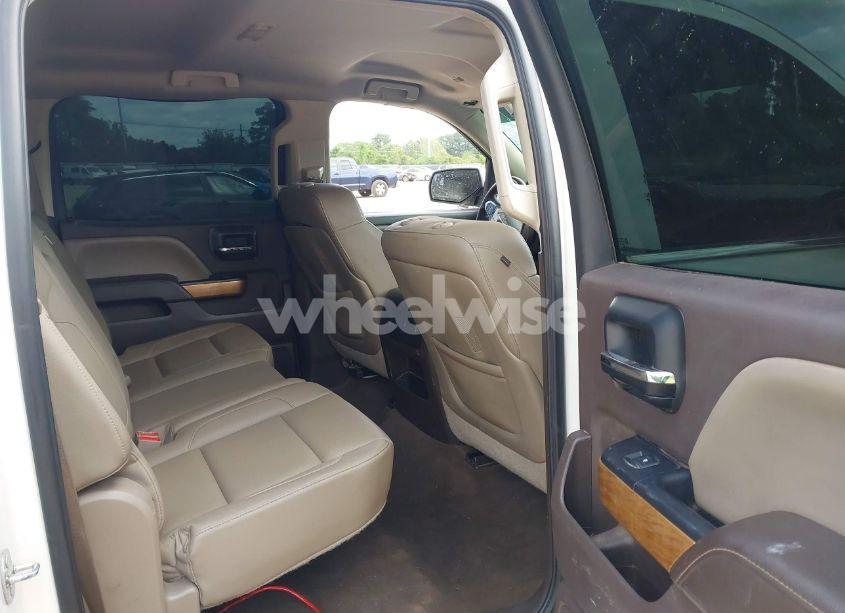 Photo 8 of 2015 Chevrolet Silverado 1500 1LZ (VIN 3GCPCSECXFG305644)