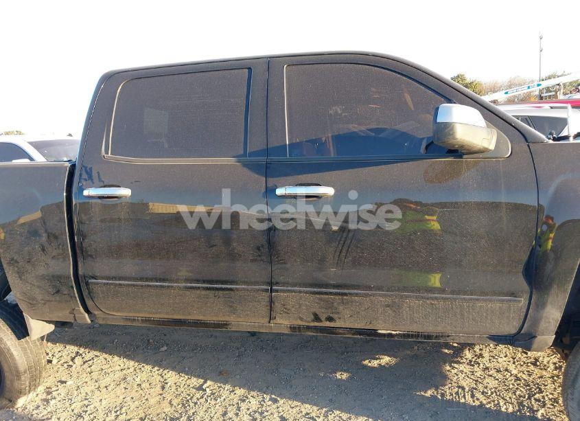 Photo 13 of 2018 Chevrolet Silverado 1500 1LZ (VIN 3GCPCSECXJG103363)