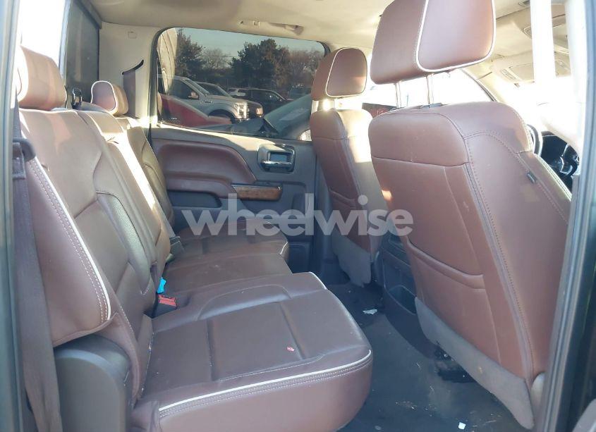 Photo 8 of 2018 Chevrolet Silverado 1500 1LZ (VIN 3GCPCSECXJG103363)