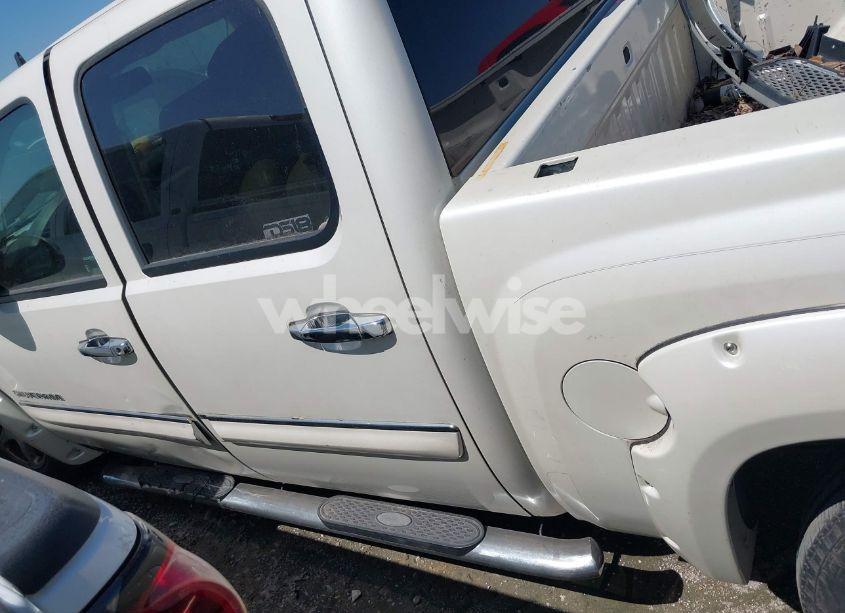 Photo 14 of 2013 Chevrolet Silverado 1500 LTZ (VIN 3GCPCTE00DG196569)