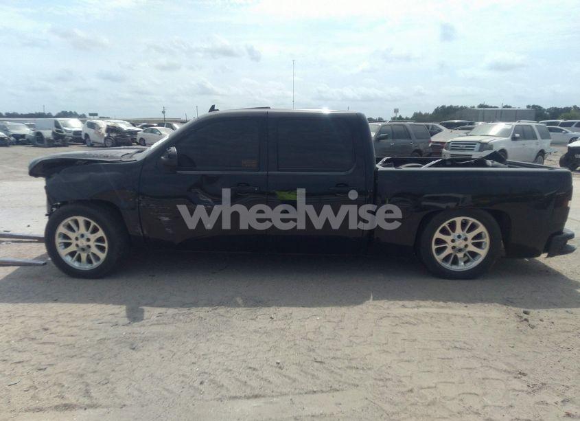 Photo 14 of 2011 Chevrolet Silverado 1500 LTZ (VIN 3GCPCTE07BG381599)