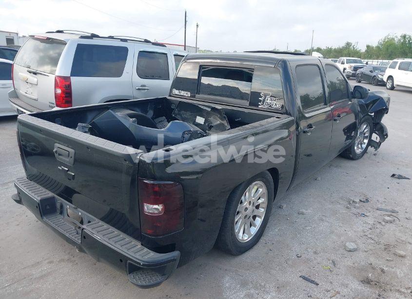 Photo 4 of 2011 Chevrolet Silverado 1500 LTZ (VIN 3GCPCTE07BG381599)