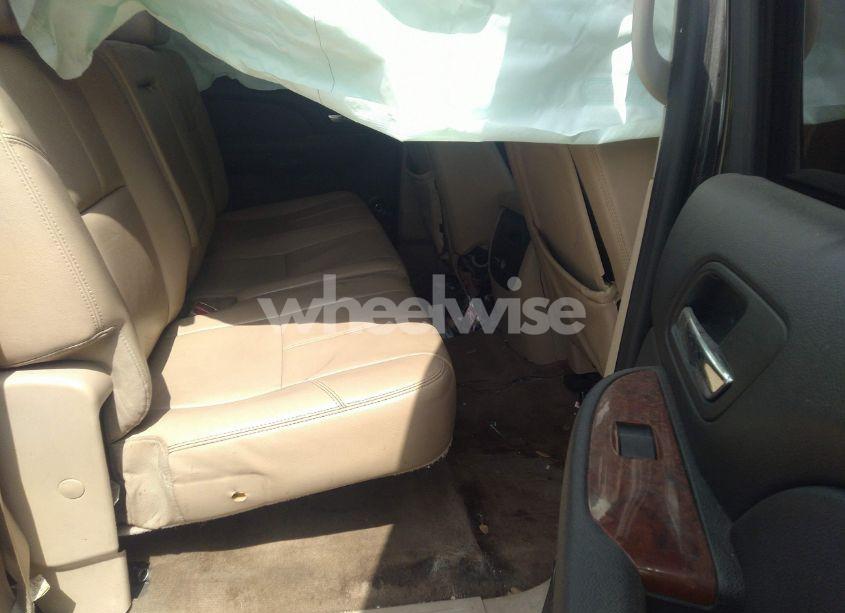 Photo 8 of 2011 Chevrolet Silverado 1500 LTZ (VIN 3GCPCTE07BG381599)