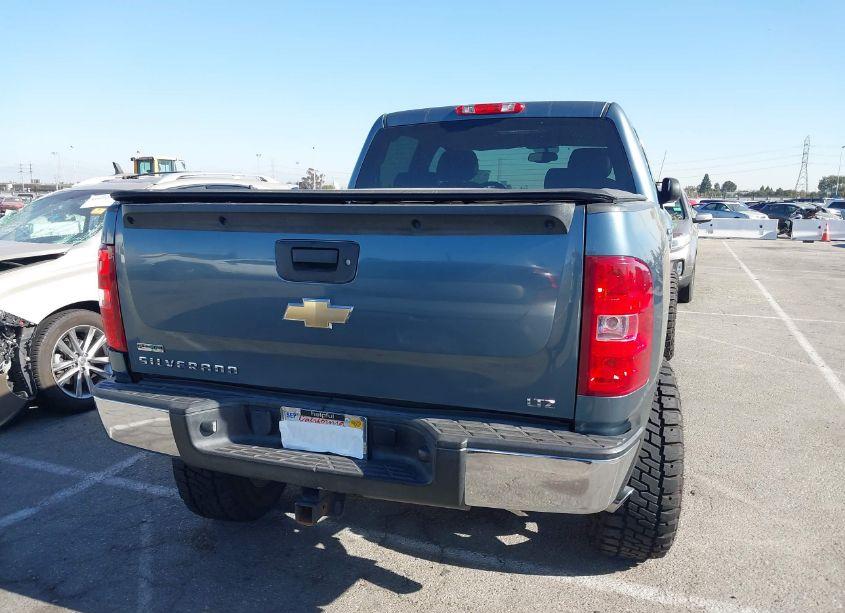 Photo 16 of 2011 Chevrolet Silverado 1500 LTZ (VIN 3GCPCTE07BG406582)