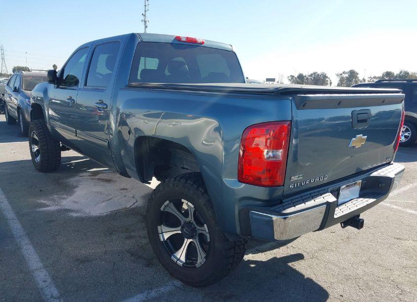 Photo 3 of 2011 Chevrolet Silverado 1500 LTZ (VIN 3GCPCTE07BG406582)