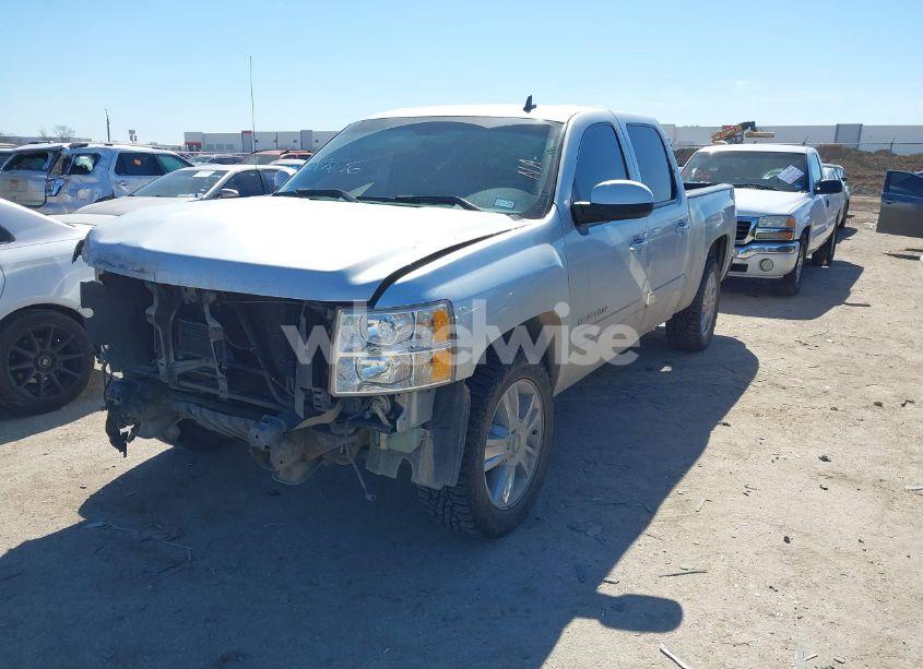 Photo 2 of 2013 Chevrolet Silverado 1500 LTZ (VIN 3GCPCTE07DG340800)