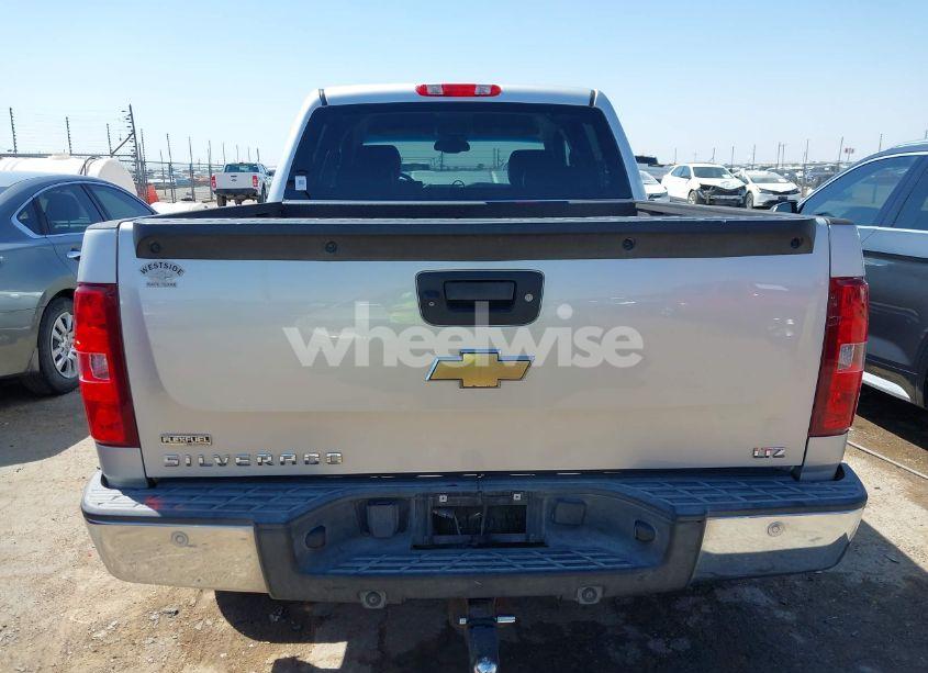 Photo 16 of 2011 Chevrolet Silverado 1500 LTZ (VIN 3GCPCTE09BG156388)