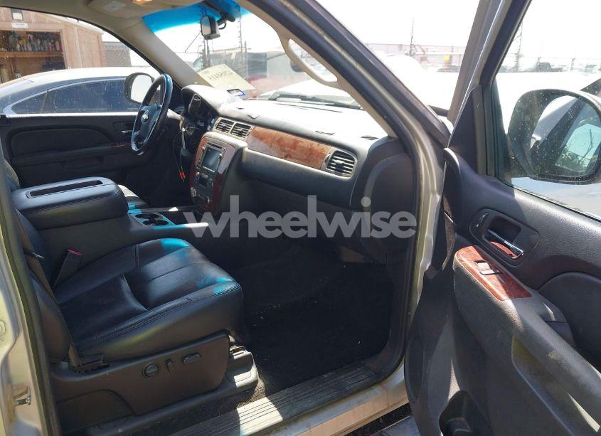 Photo 5 of 2011 Chevrolet Silverado 1500 LTZ (VIN 3GCPCTE09BG156388)