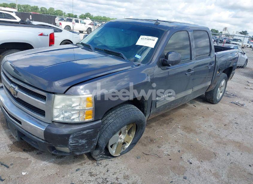 Photo 2 of 2011 Chevrolet Silverado 1500 LTZ (VIN 3GCPCTE09BG262355)