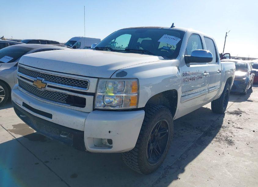 Photo 2 of 2013 Chevrolet Silverado 1500 LTZ (VIN 3GCPCTE09DG237314)