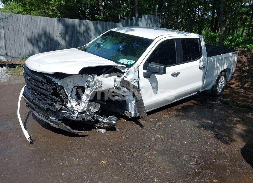 Photo 2 of 2022 Chevrolet Silverado 1500 4WD STANDARD BED WT (VIN 3GCPDAEK3NG689523)