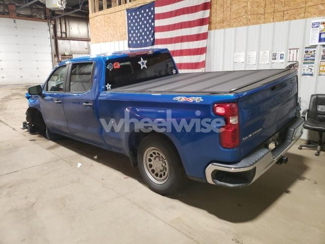 Photo 2 of 2023 CHEVROLET SILVERADO K1500 (VIN 3GCPDAEK4PG201862)