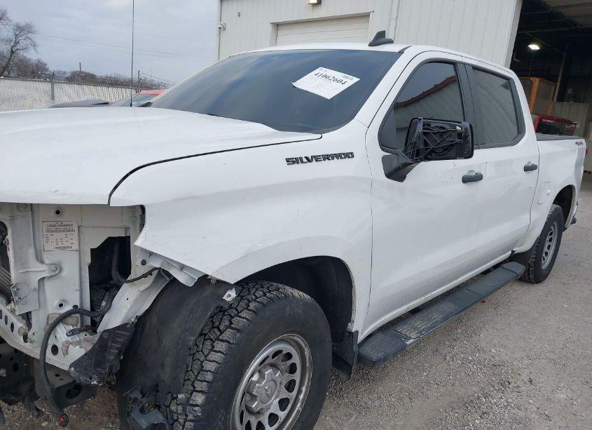 Photo 18 of 2023 Chevrolet Silverado 1500 4WD SHORT BED WT (VIN 3GCPDAEK8PG101733)