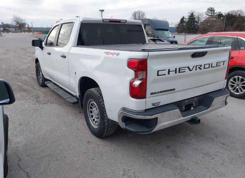 Photo 3 of 2023 Chevrolet Silverado 1500 4WD SHORT BED WT (VIN 3GCPDAEK8PG101733)