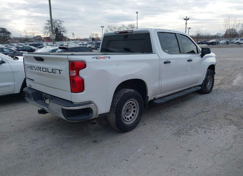 Photo 4 of 2023 Chevrolet Silverado 1500 4WD SHORT BED WT (VIN 3GCPDAEK8PG101733)