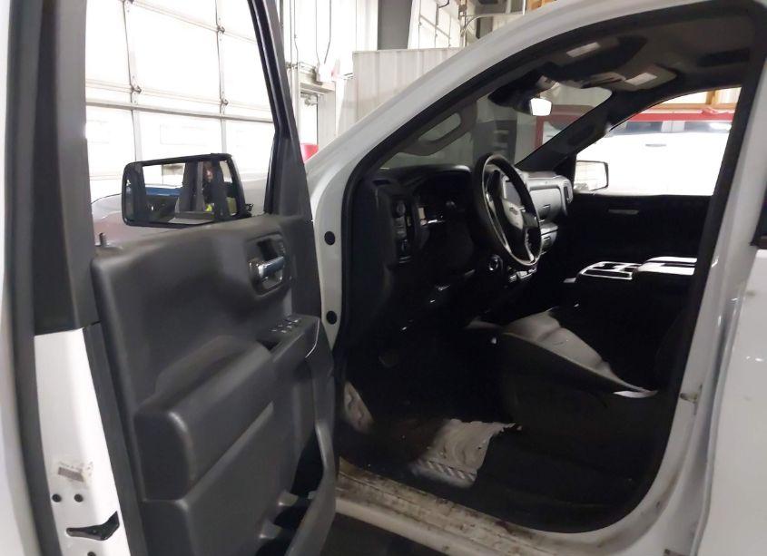 Photo 5 of 2023 Chevrolet Silverado 1500 4WD SHORT BED WT (VIN 3GCPDAEK8PG101733)