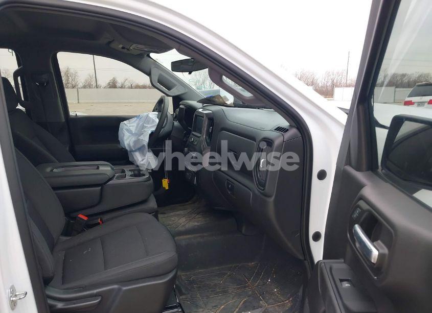 Photo 5 of 2022 Chevrolet Silverado 1500 4WD STANDARD BED WT (VIN 3GCPDAEK9NG556734)