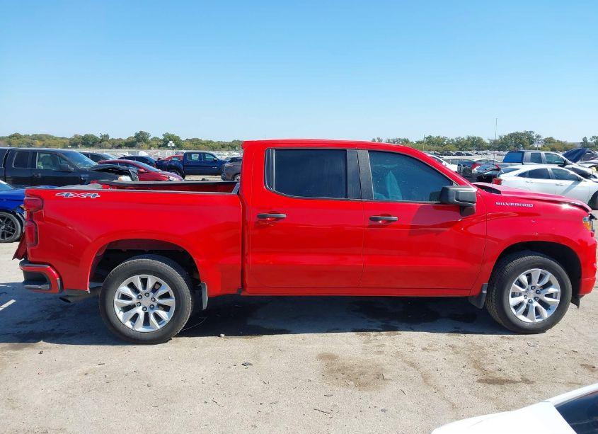 Photo 13 of 2023 Chevrolet Silverado 1500 4WD SHORT BED CUSTOM (VIN 3GCPDBEK0PG194513)