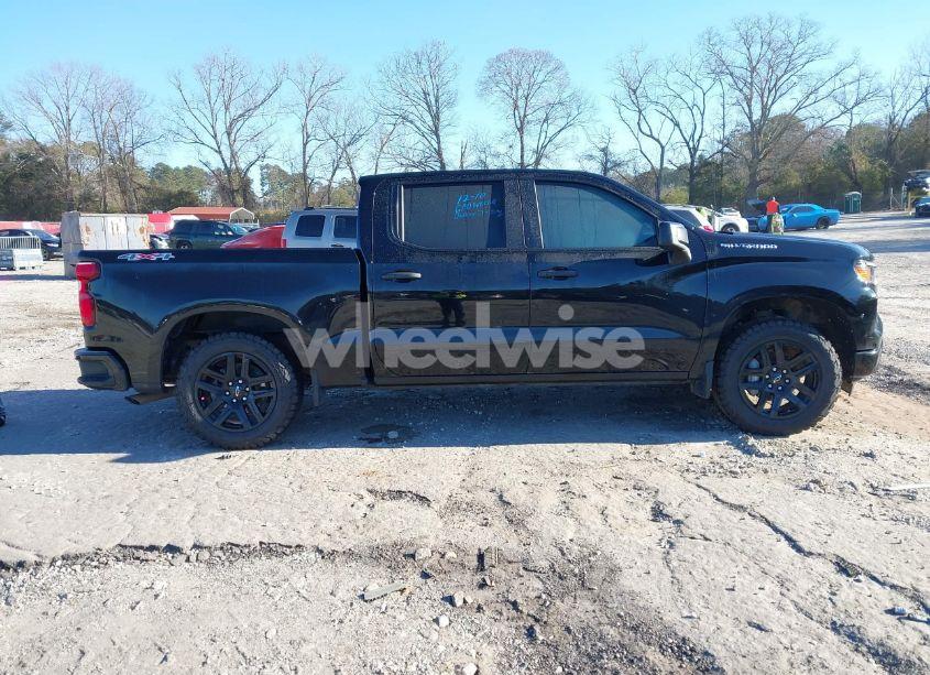 Photo 14 of 2023 Chevrolet Silverado 1500 4WD SHORT BED CUSTOM (VIN 3GCPDBEK0PG232581)