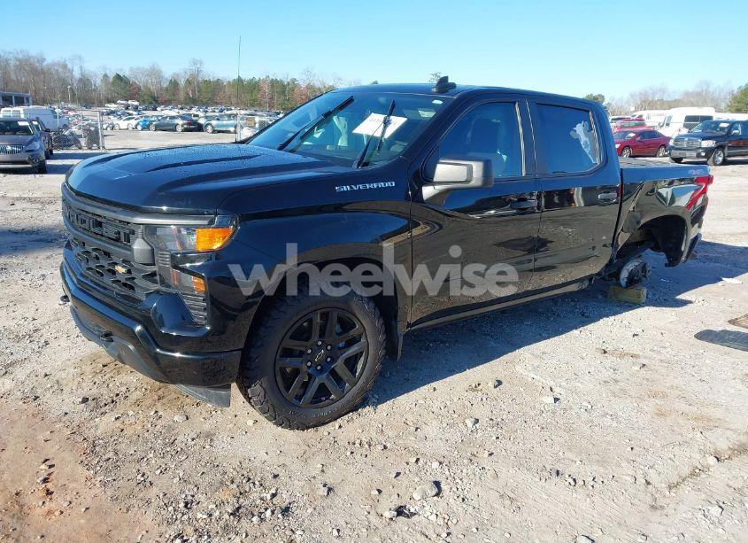 Photo 2 of 2023 Chevrolet Silverado 1500 4WD SHORT BED CUSTOM (VIN 3GCPDBEK0PG232581)