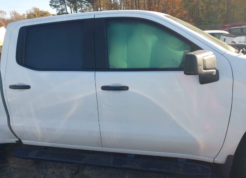 Photo 13 of 2024 Chevrolet Silverado 1500 4WD SHORT BED CUSTOM (VIN 3GCPDBEK0RG117658)