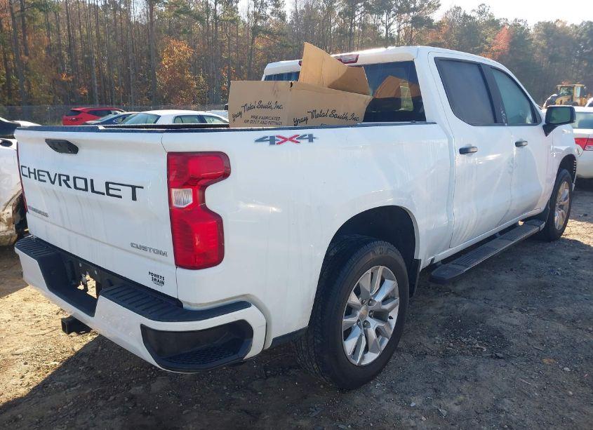 Photo 4 of 2024 Chevrolet Silverado 1500 4WD SHORT BED CUSTOM (VIN 3GCPDBEK0RG117658)