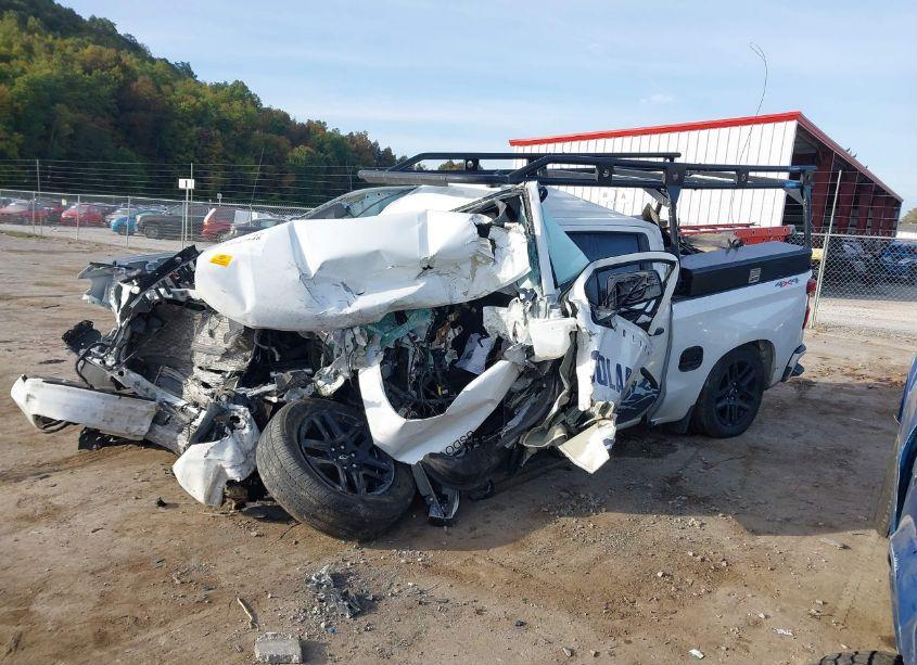 Photo 2 of 2022 Chevrolet Silverado 1500 CUSTOM (VIN 3GCPDBEK2NG563921)