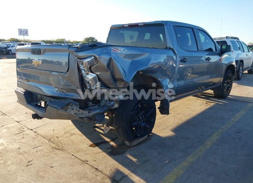 Photo 4 of 2023 Chevrolet Silverado 1500 4WD SHORT BED CUSTOM (VIN 3GCPDBEK2PG138198)