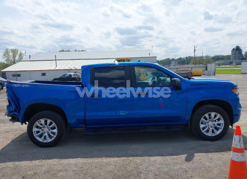 Photo 13 of 2024 Chevrolet Silverado 1500 4WD SHORT BED CUSTOM (VIN 3GCPDBEK2RG200296)