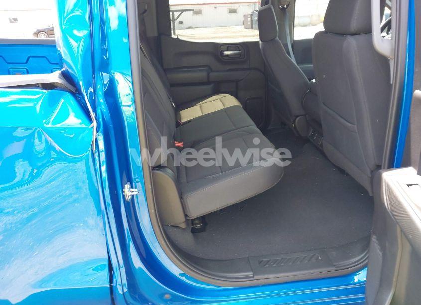 Photo 8 of 2024 Chevrolet Silverado 1500 4WD SHORT BED CUSTOM (VIN 3GCPDBEK2RG200296)