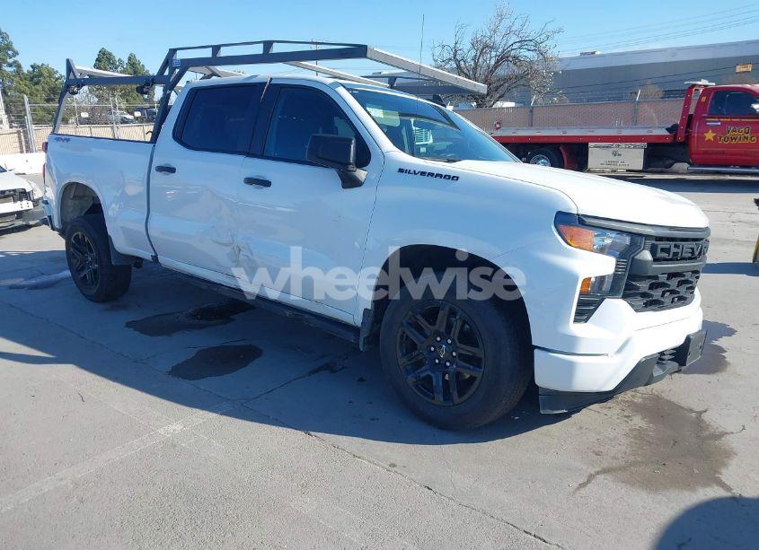 2022 Chevrolet Silverado 1500 4WD STANDARD BED CUSTOM (VIN 3GCPDBEK3NG619056) main photo