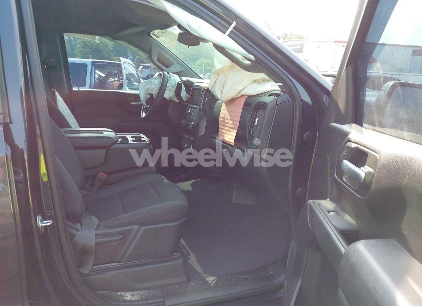 Photo 5 of 2022 Chevrolet Silverado 1500 4WD SHORT BED CUSTOM (VIN 3GCPDBEK5NG655072)