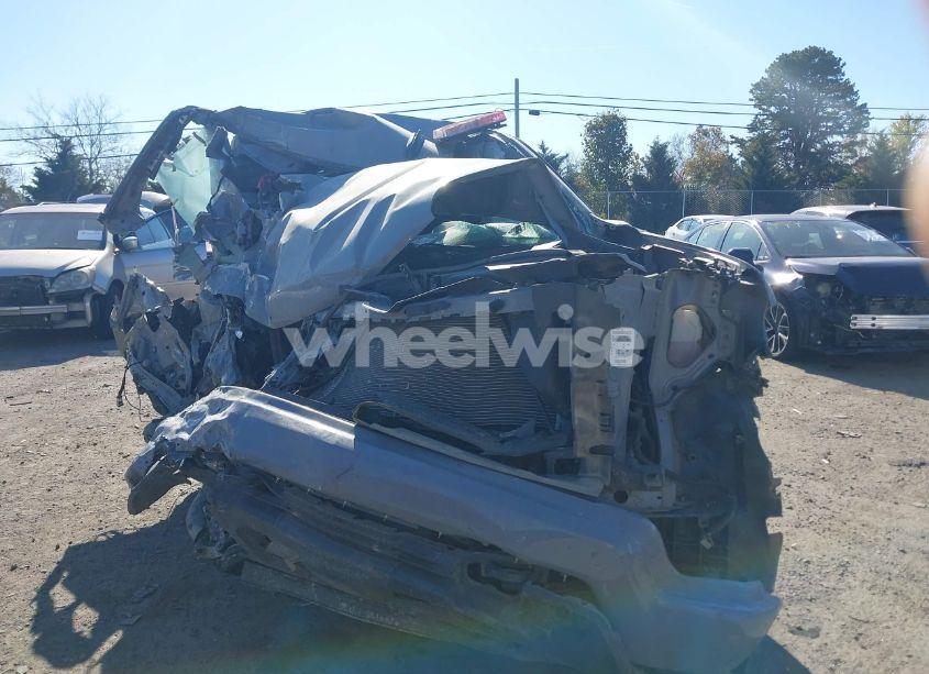 Photo 11 of 2024 Chevrolet Silverado 1500 4WD SHORT BED CUSTOM (VIN 3GCPDBEK5RG291497)