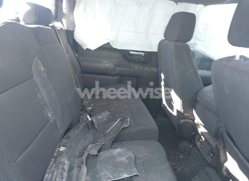 Photo 8 of 2024 Chevrolet Silverado 1500 4WD SHORT BED CUSTOM (VIN 3GCPDBEK5RG291497)