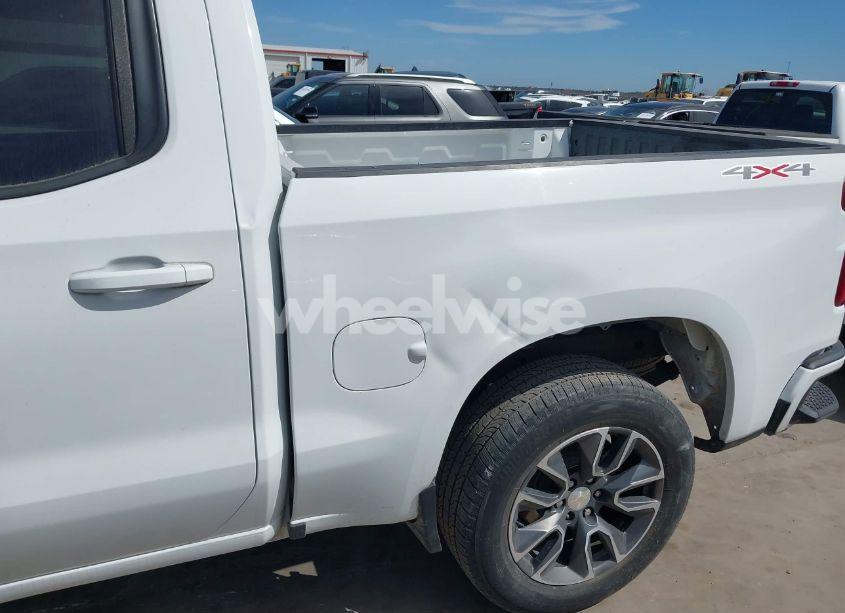 Photo 6 of 2022 Chevrolet Silverado 1500 CUSTOM (VIN 3GCPDBEK6NG630312)