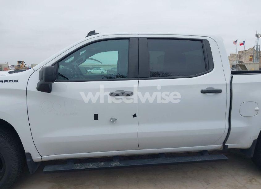 Photo 14 of 2022 Chevrolet Silverado 1500 4WD SHORT BED CUSTOM (VIN 3GCPDBEK7NG528792)