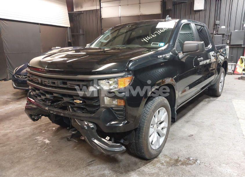 Photo 2 of 2023 Chevrolet Silverado 1500 4WD SHORT BED CUSTOM (VIN 3GCPDBEK7PG165087)