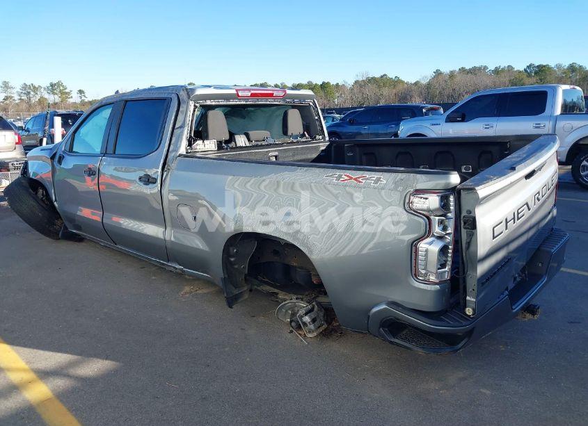 Photo 3 of 2024 Chevrolet Silverado 1500 4WD STANDARD BED CUSTOM (VIN 3GCPDBEK8RG107525)