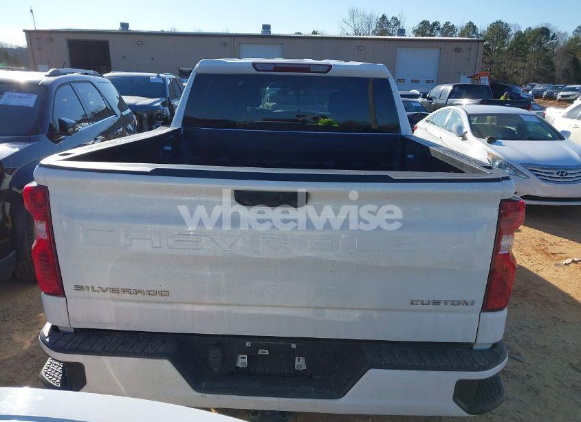Photo 16 of 2023 Chevrolet Silverado 1500 4WD SHORT BED CUSTOM (VIN 3GCPDBEK9PG148856)