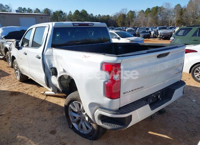 Photo 3 of 2023 Chevrolet Silverado 1500 4WD SHORT BED CUSTOM (VIN 3GCPDBEK9PG148856)