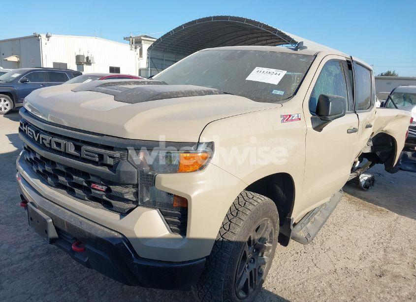 Photo 2 of 2022 Chevrolet Silverado 1500 4WD SHORT BED CUSTOM TRAIL BOSS (VIN 3GCPDCED1NG611898)