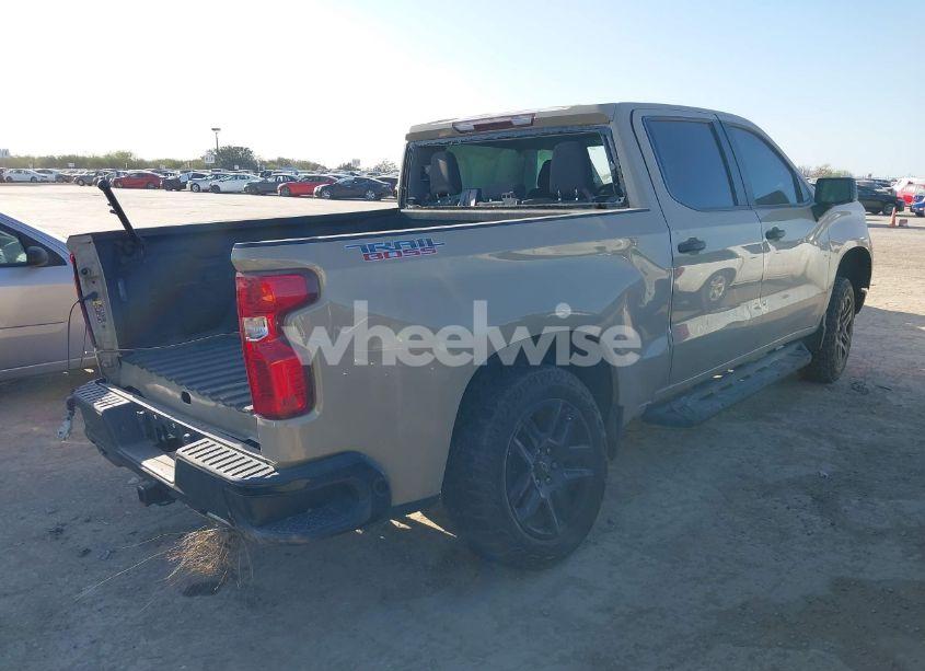 Photo 4 of 2022 Chevrolet Silverado 1500 4WD SHORT BED CUSTOM TRAIL BOSS (VIN 3GCPDCED1NG611898)