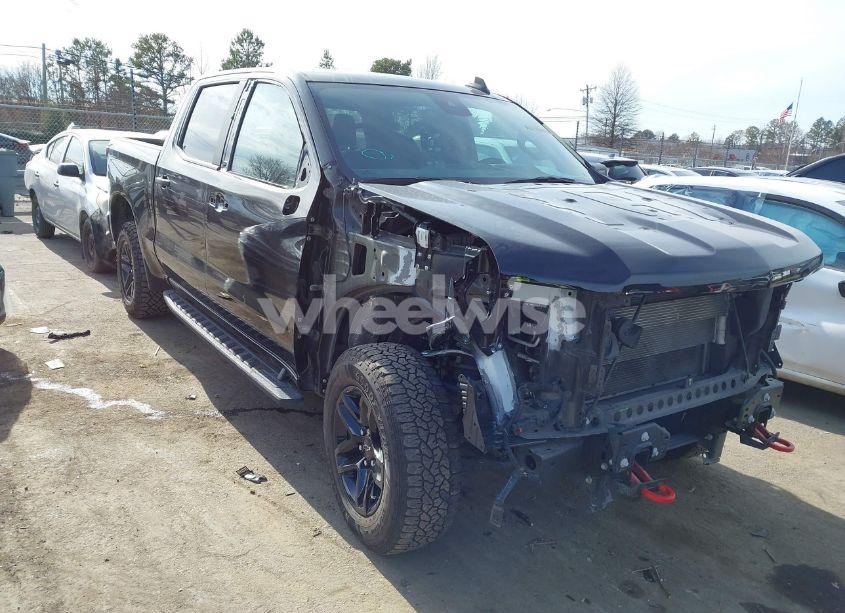 2022 Chevrolet Silverado 1500 4WD SHORT BED CUSTOM TRAIL BOSS (VIN 3GCPDCED5NG547087) main photo