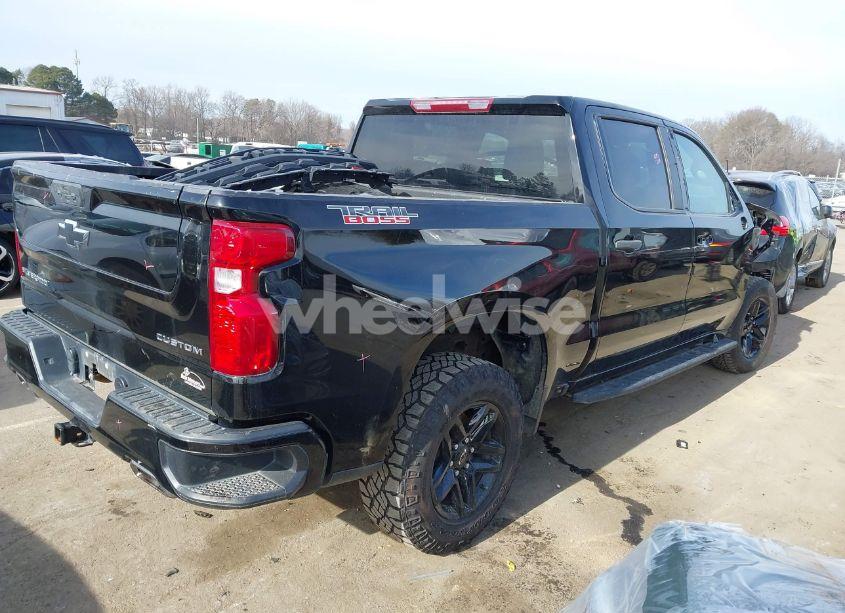 Photo 4 of 2022 Chevrolet Silverado 1500 4WD SHORT BED CUSTOM TRAIL BOSS (VIN 3GCPDCED5NG547087)