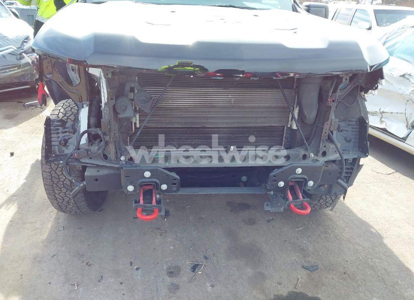 Photo 6 of 2022 Chevrolet Silverado 1500 4WD SHORT BED CUSTOM TRAIL BOSS (VIN 3GCPDCED5NG547087)