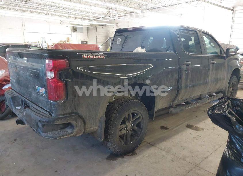 Photo 4 of 2022 Chevrolet Silverado 1500 4WD SHORT BED CUSTOM TRAIL BOSS/4WD STANDARD BED CUSTOM TRAIL BOSS (VIN 3GCPDCED9NG512441)
