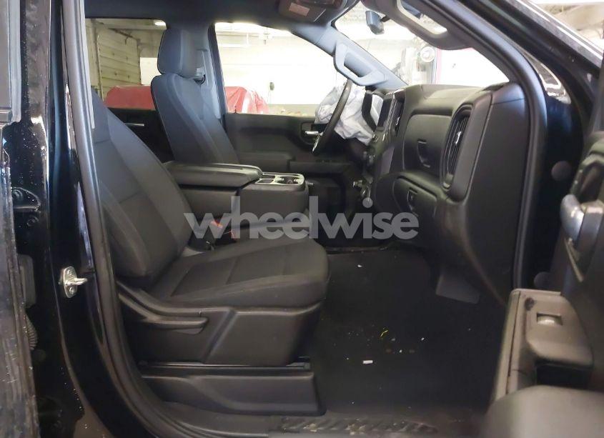 Photo 5 of 2022 Chevrolet Silverado 1500 4WD SHORT BED CUSTOM TRAIL BOSS/4WD STANDARD BED CUSTOM TRAIL BOSS (VIN 3GCPDCED9NG512441)