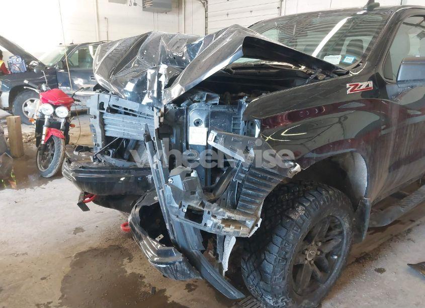 Photo 6 of 2022 Chevrolet Silverado 1500 4WD SHORT BED CUSTOM TRAIL BOSS/4WD STANDARD BED CUSTOM TRAIL BOSS (VIN 3GCPDCED9NG512441)