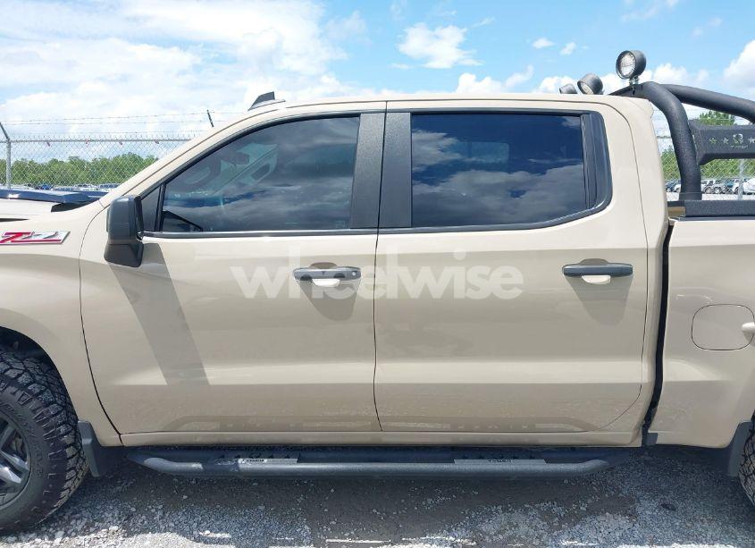 Photo 14 of 2022 Chevrolet Silverado 1500 4WD SHORT BED CUSTOM TRAIL BOSS (VIN 3GCPDCEDXNG569831)